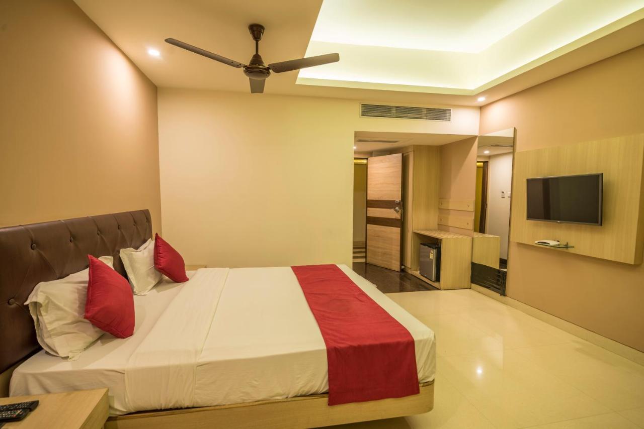 Palette Hotel Nisarga By Sunday Bhopal Exterior foto