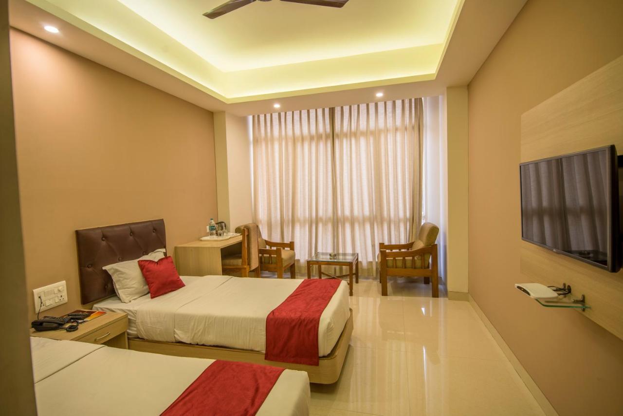 Palette Hotel Nisarga By Sunday Bhopal Exterior foto