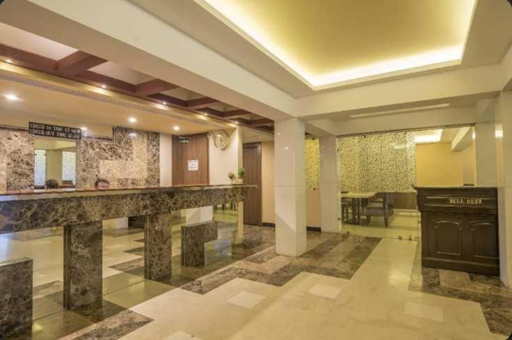 Palette Hotel Nisarga By Sunday Bhopal Exterior foto